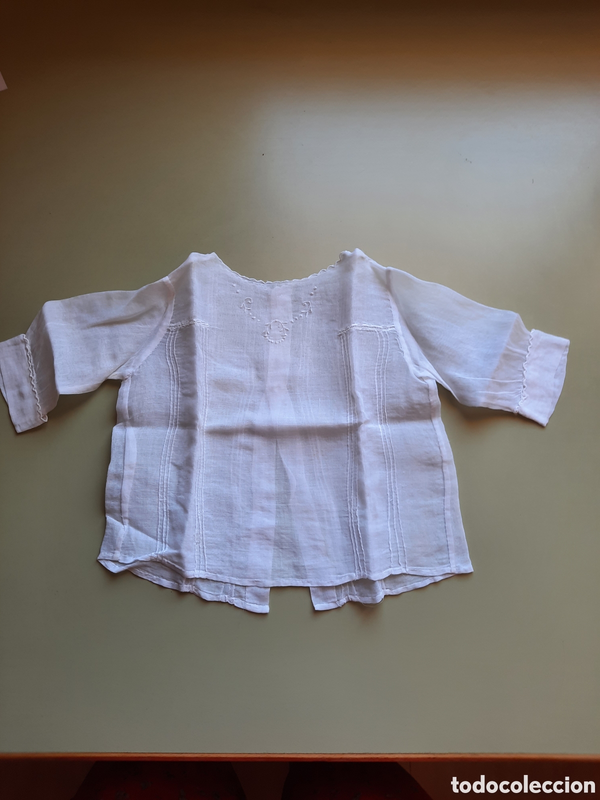 Antig&uuml;edades: Antigua camisita de organza para beb&eacute;