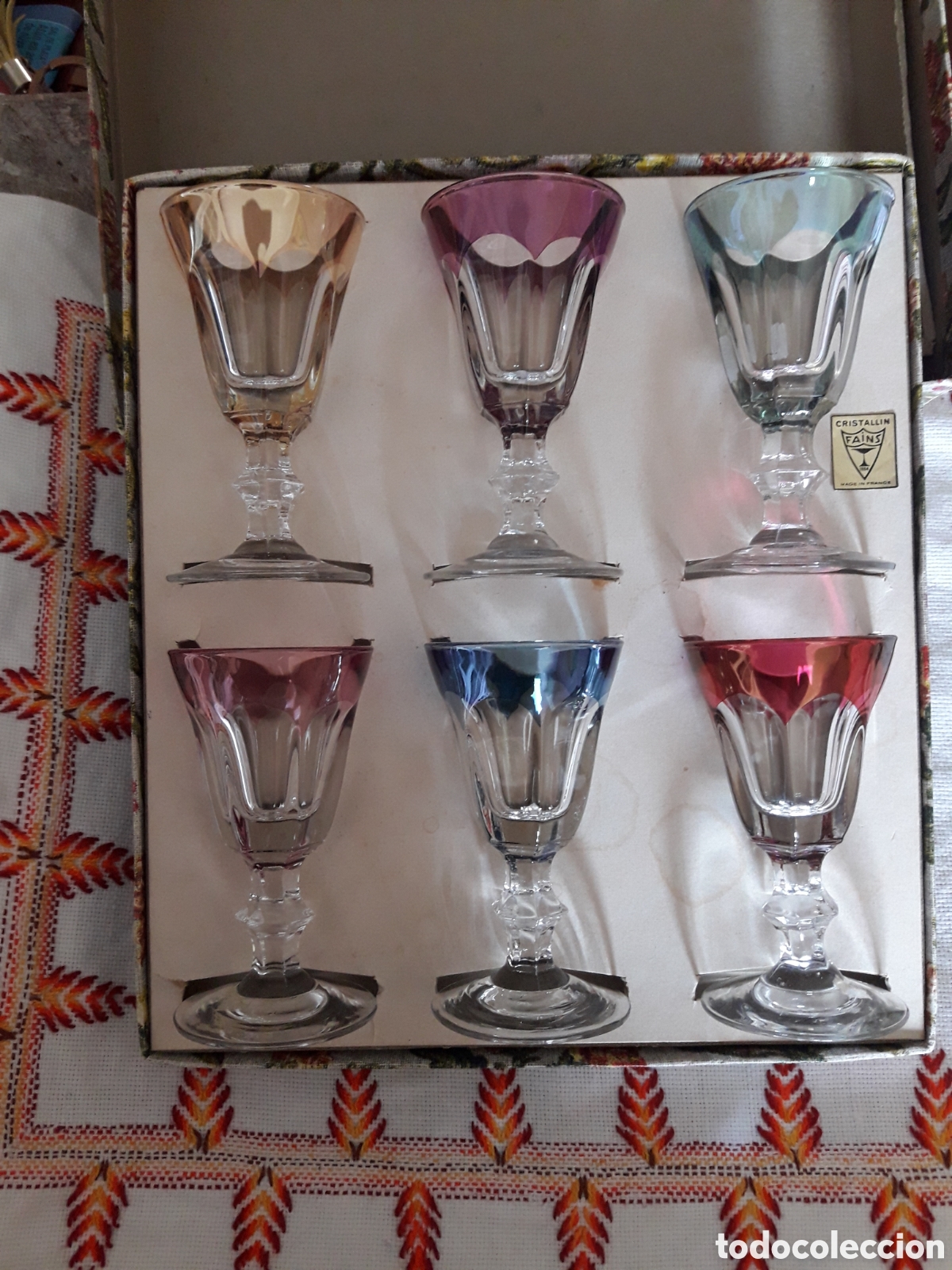 Antig&uuml;edades: Juego de copitas licor - Foto 1