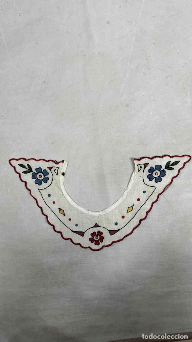 Antig&uuml;edades: Antiguo cuello de batista bordada