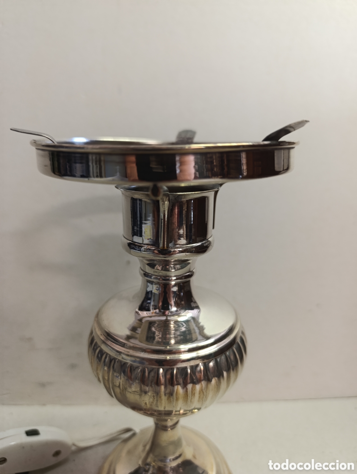 Antig&uuml;edades: PIE DE LAMPARA EN METAL. 20 CM. - Foto 4