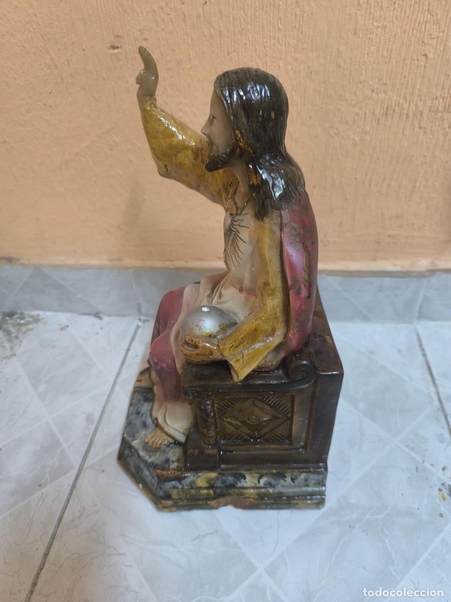 Antig&uuml;edades: Sagrado Coraz&oacute;n de Jes&uacute;s sentado con orbe - Foto 3