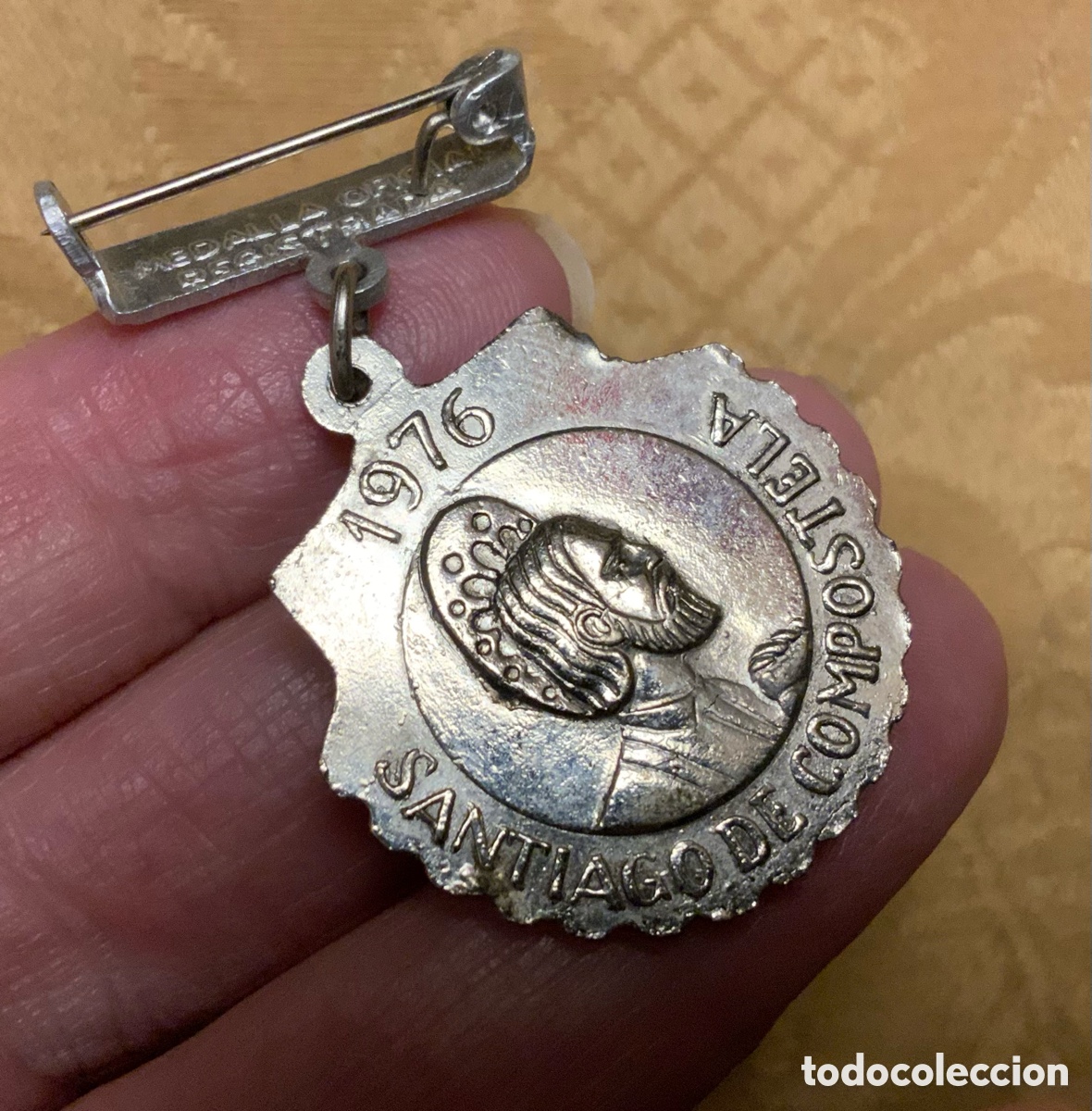 Antig&uuml;edades: MEDALLA A&Ntilde;O SANTO COMPOSTELANO 1976 - Foto 5