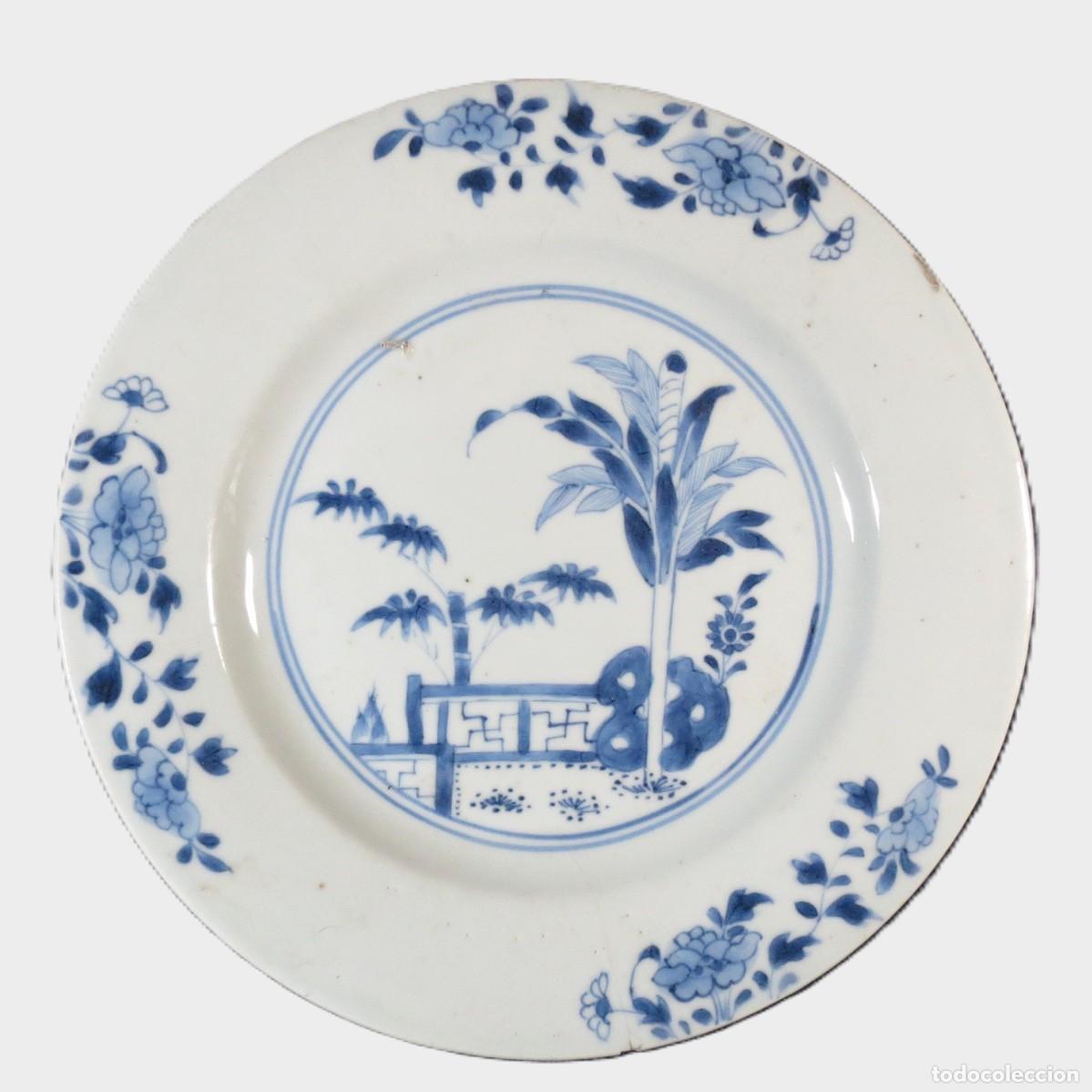 Antig&uuml;edades: Prato Companhia das &Iacute;ndias decora&ccedil;&atilde;o Azul e Branca Per&iacute;odo Qianlong 1735-1