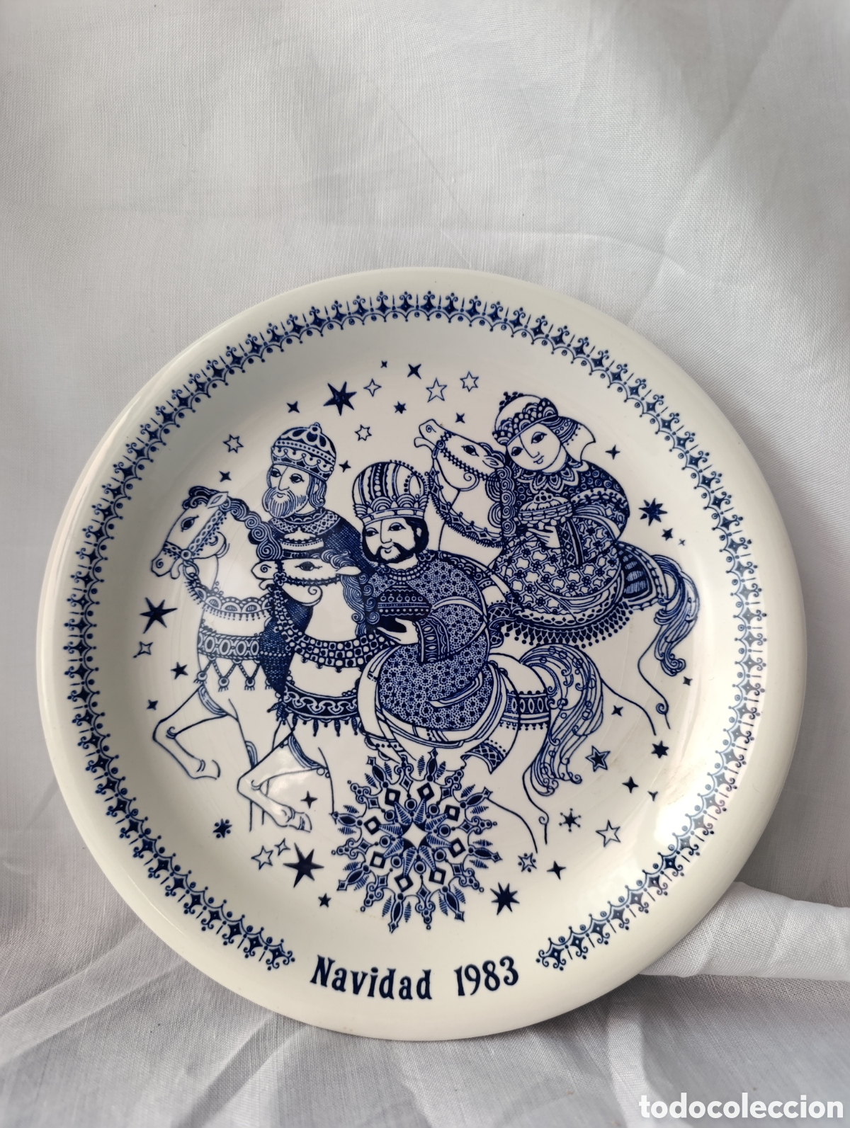 Antig&uuml;edades: Plato Navidad Bobby fi gif dude