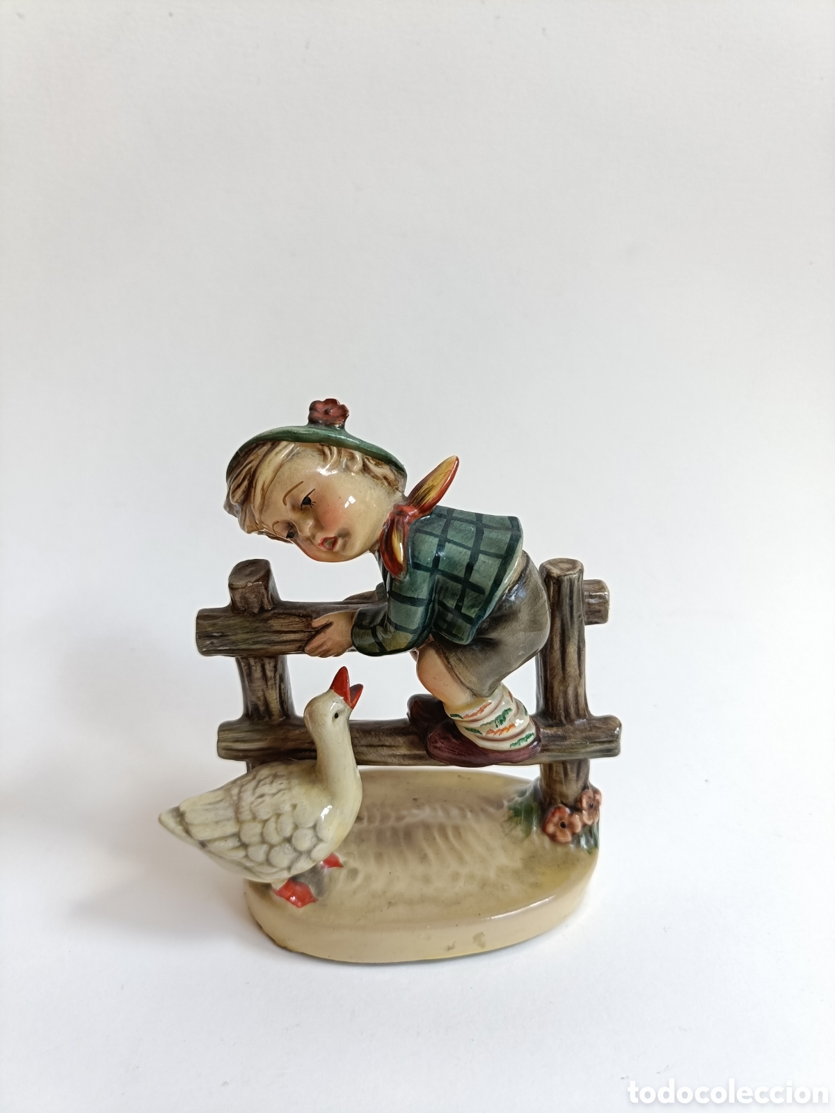 Antig&uuml;edades: Figura Cer&aacute;mica Estilo Goebel Hummel H&eacute;roe Del Corral