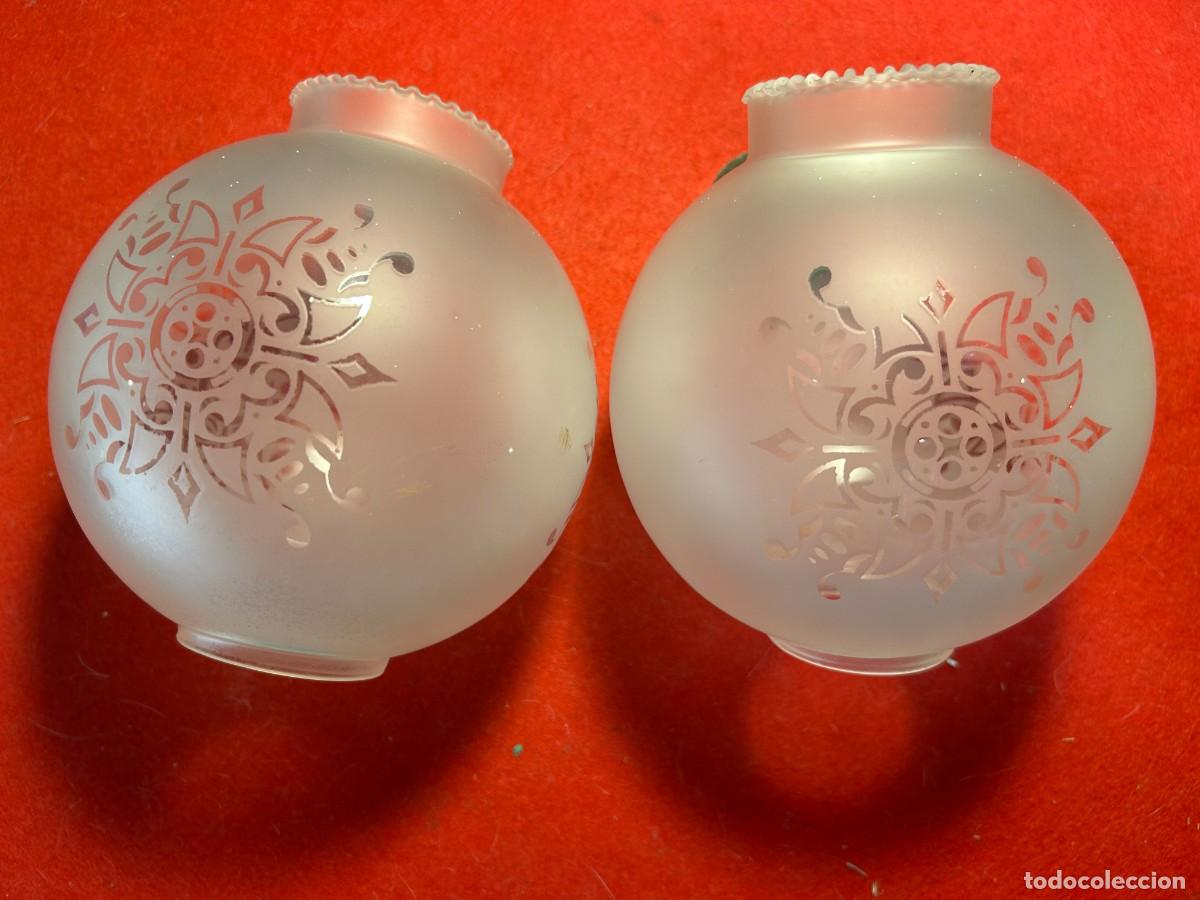 Antig&uuml;edades: globo tulipa de cristal de lampara techo lote 2 medidas 5 x 6 x 15