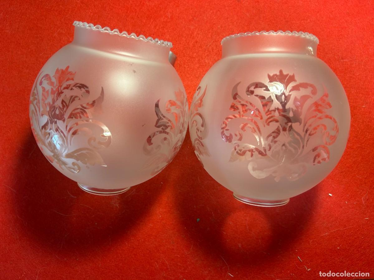 Antig&uuml;edades: globo tulipa de cristal de lampara techo lote 2 medidas 5 x 8 x 14