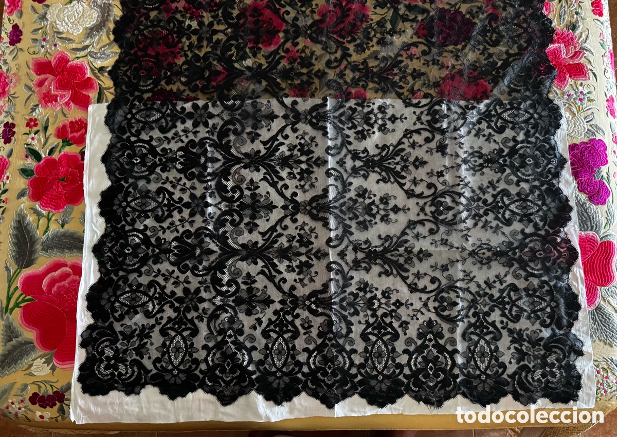 Antig&uuml;edades: Mantilla antigua espa&ntilde;ola