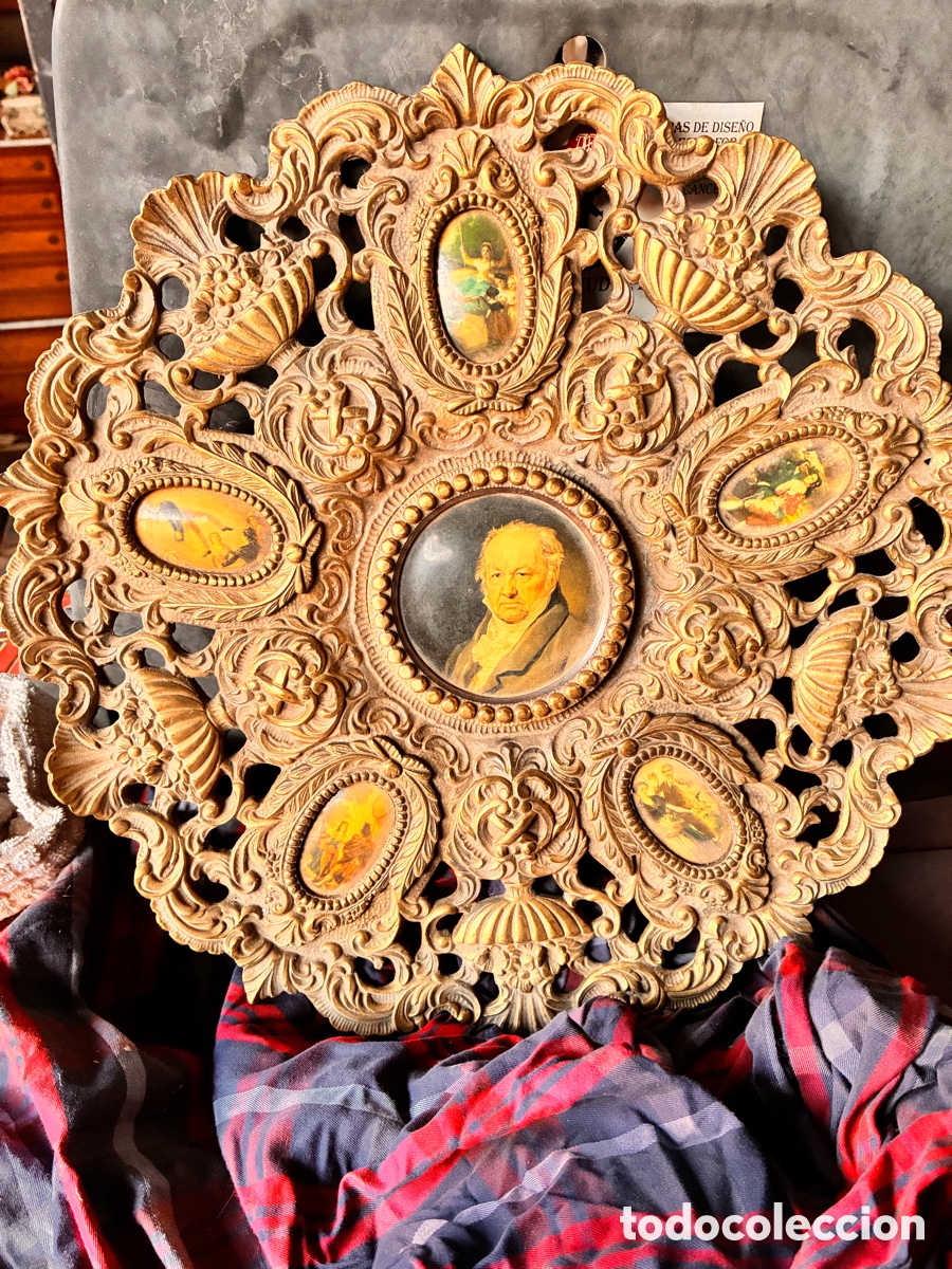 Antig&uuml;edades: Plato decorativo de bronce - Foto 1