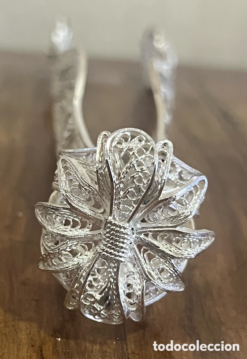Antig&uuml;edades: MUY BONITAS PINZAS DE PLATA CALADA