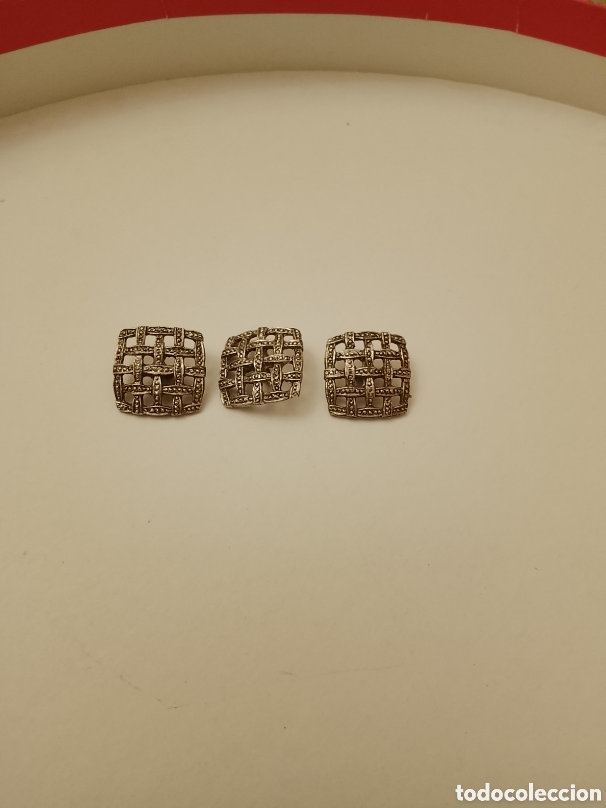 Antig&uuml;edades: Lote de 3 antiguos botones de metal con rejilla ,son de los a&ntilde;os 60.