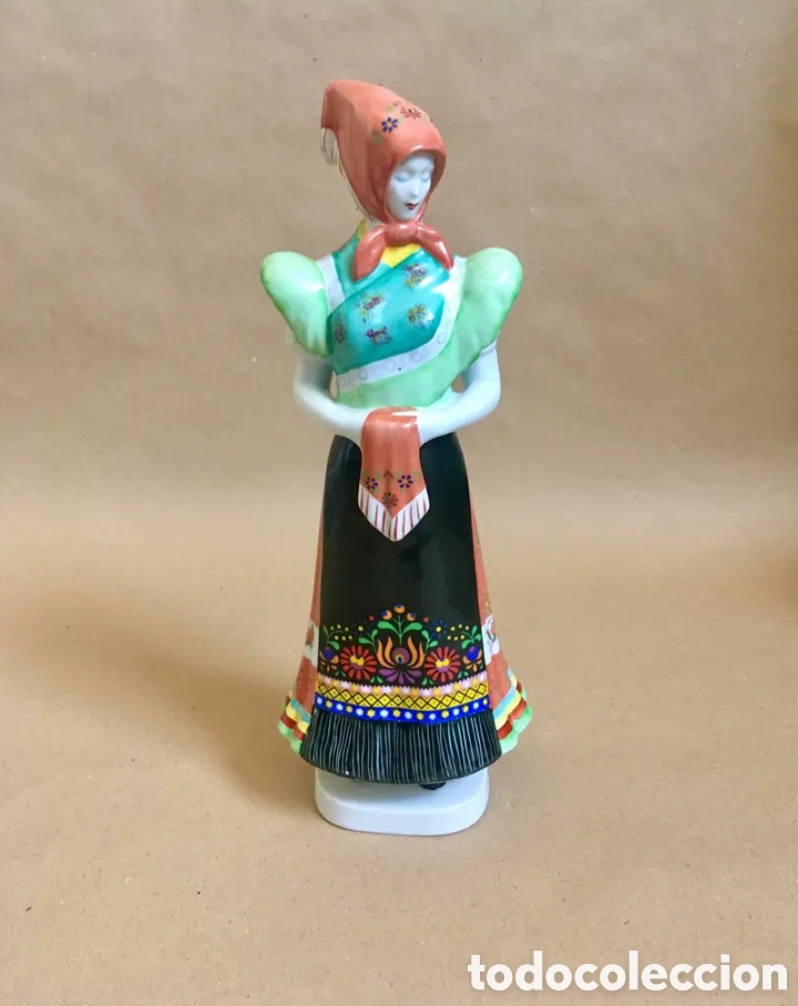 Antig&uuml;edades: Porcelana Campesina H&uacute;ngara Hollohaza a&ntilde;os 50