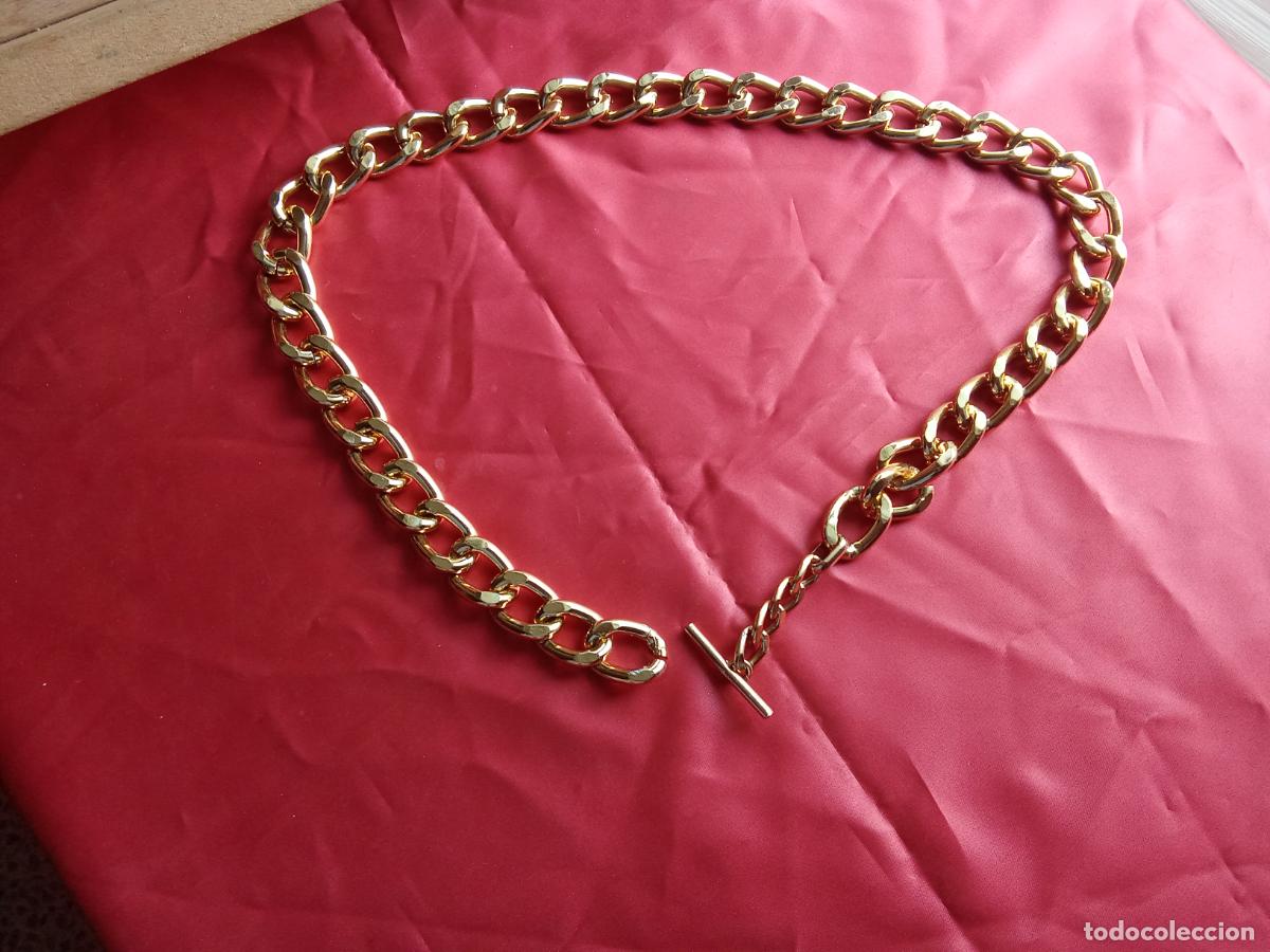 Antig&uuml;edades: Bonita cadena dorada metalica. Rinconera