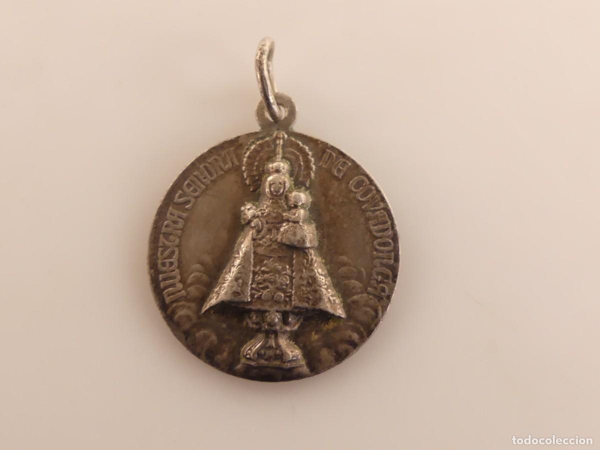 Antiquit&auml;ten: MEDALLA RELIGIOSA NUESTRA SE&Ntilde;ORA DE COVADONGA