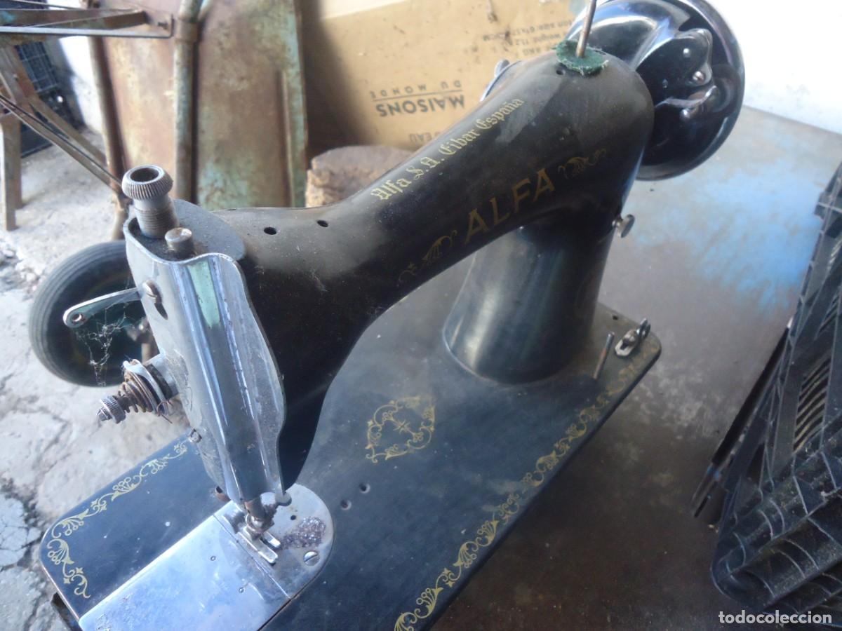 Antiquit&auml;ten: MAQUINA DE COSER ALFA