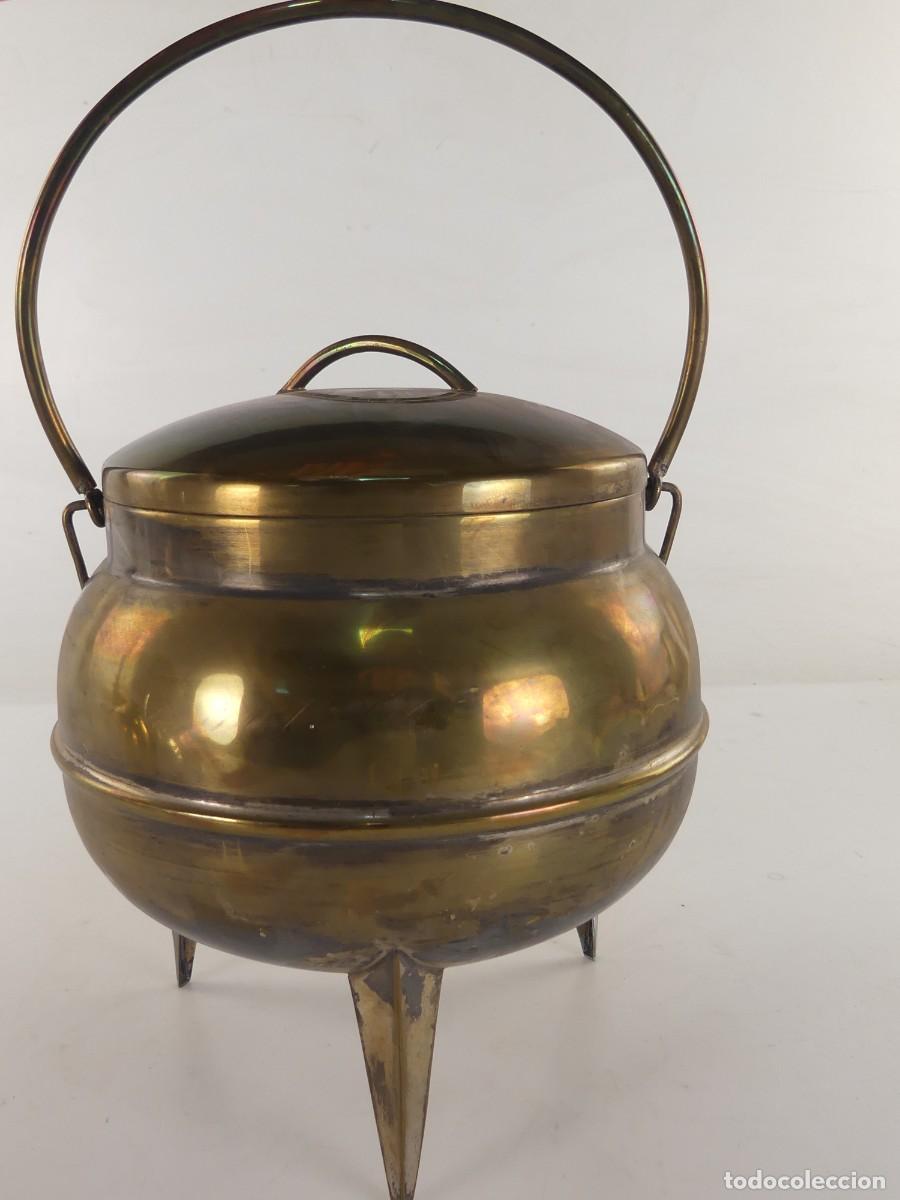 Antig&uuml;edades: POTE GALLEGO DE METAL EXCELENTE OBJETO DE DECORACION RUSTICA