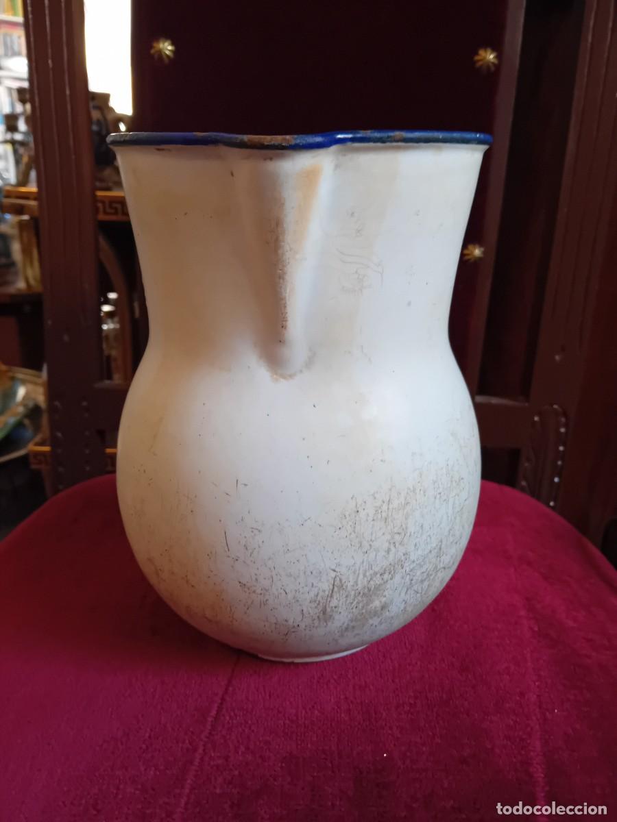 Antig&uuml;edades: Jarra de hierro esmaltada en blanco d&eacute;cada de los 50 - Foto 2