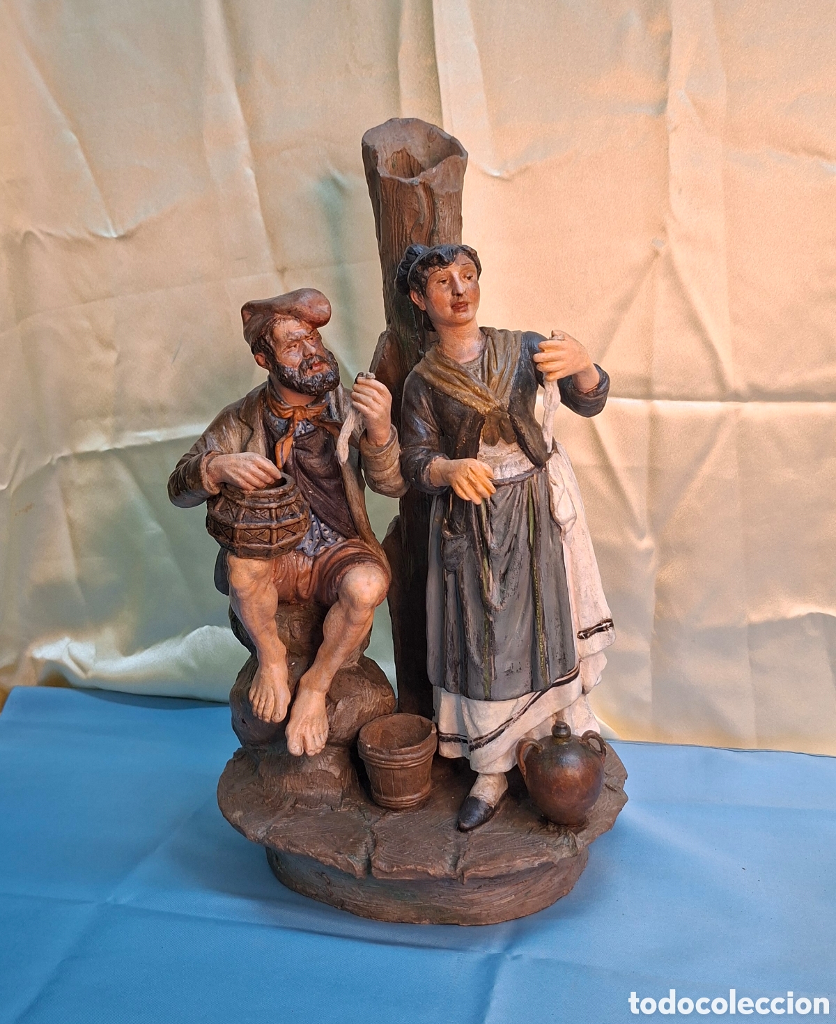 Antig&uuml;edades: Figura de terracota &uacute;nica Siglo XIX