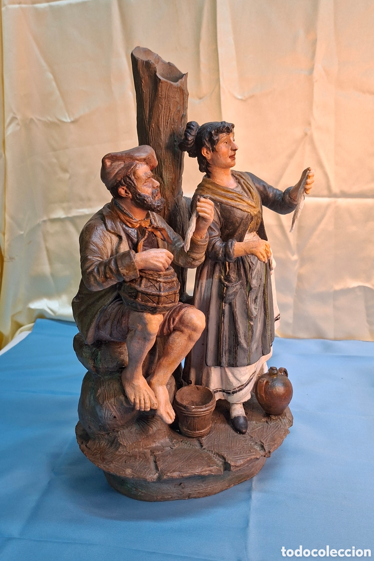Antig&uuml;edades: Figura de terracota &uacute;nica Siglo XIX
