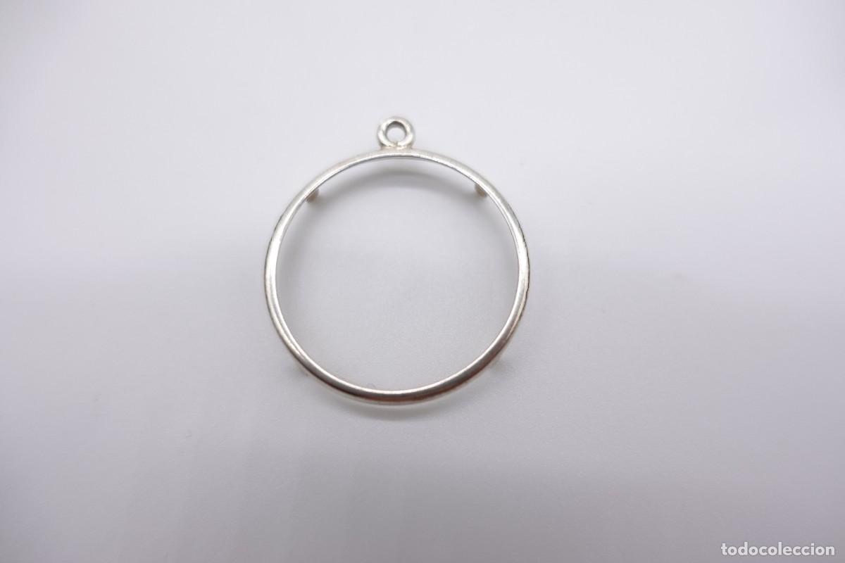Antiques: MONTURA PARA MONEDA O MEDALLA EN PLATA CON ARO FINO - PESA 1.7 G