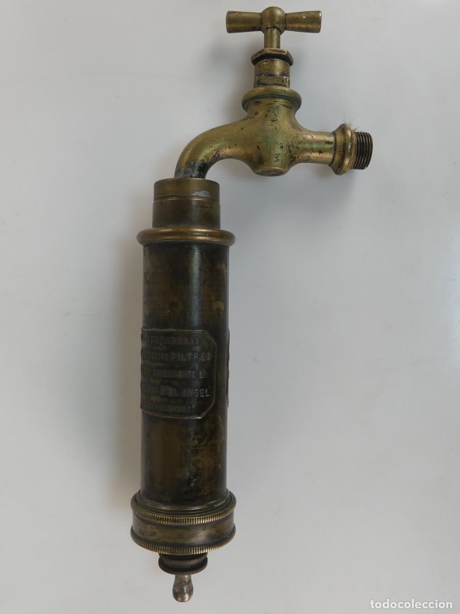 Antiquit&auml;ten: ANTIGUO GRIFO DE AGUA CON FILTRO
