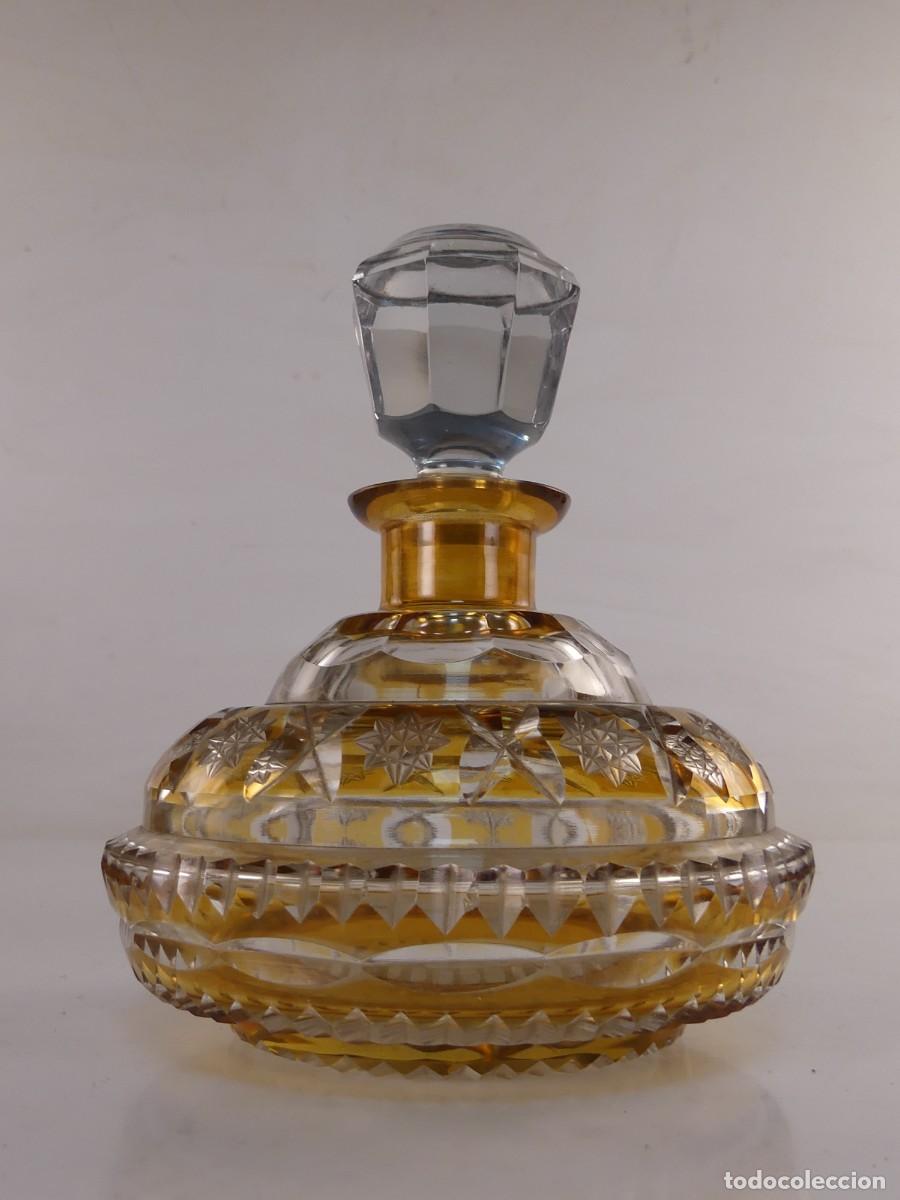 Antiguidades: PRECIOSA BOTELLA LICORERA DE CRISTAL DE BOHEMIA