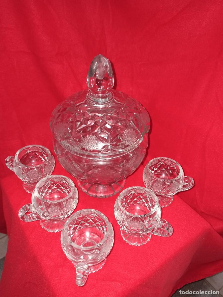 Antiguidades: PONCHERA CRISTAL TALLADO BOHEMIA CON 5 JARRITAS MEDIDAS 31 DE ALTO X 18 DE ANCHO CENT&Iacute;METROS