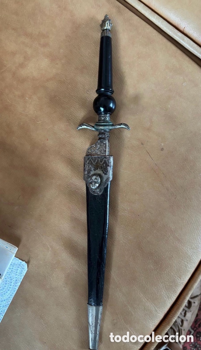 Antig&uuml;edades: Daga bayoneta de taco cuchillo navaja