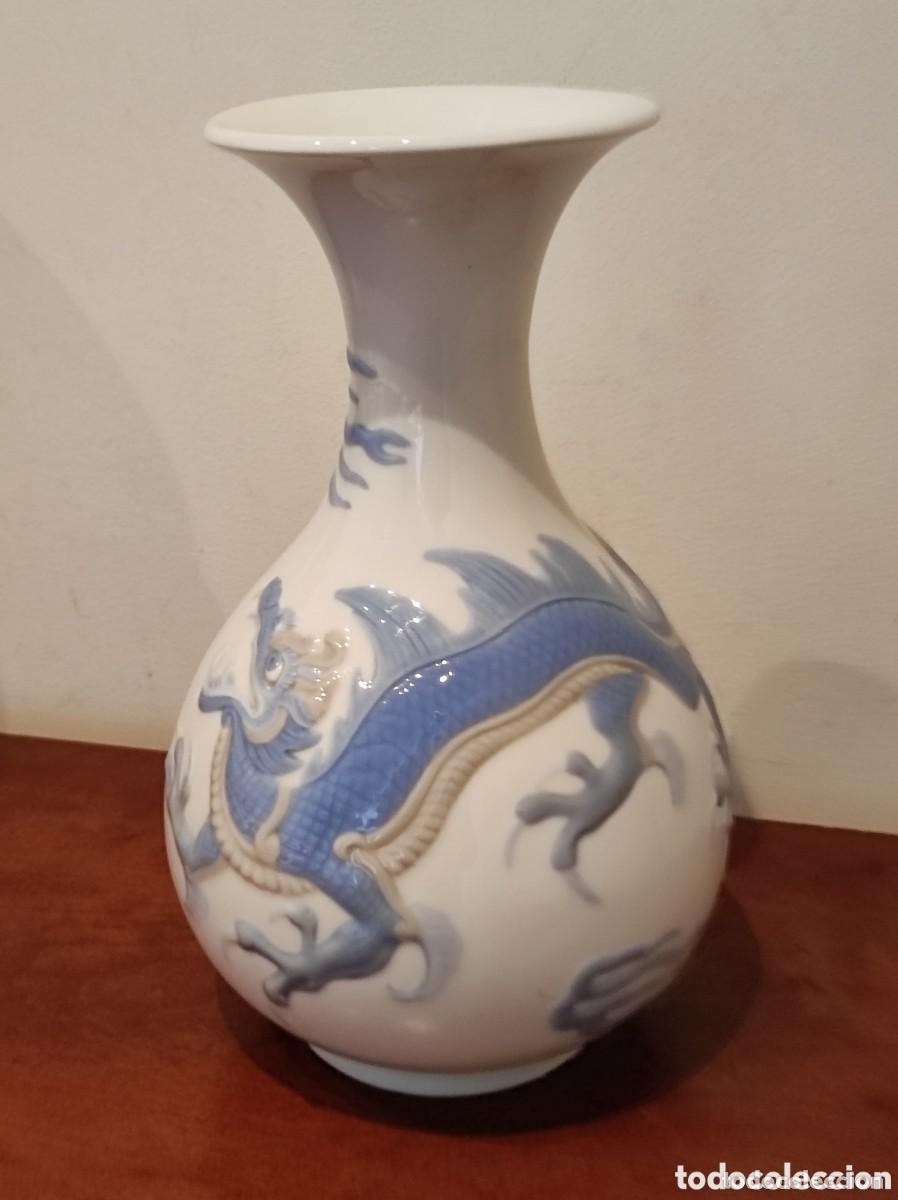 Antiguidades: Precioso jarr&oacute;n porcelana de Lladro dragon azul 26 cm alto