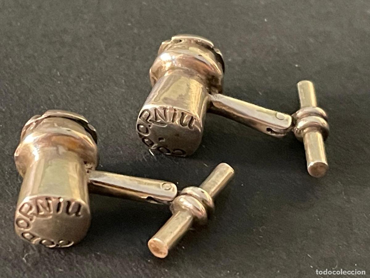 Antig&uuml;edades: GEMELOS EN PLATA CODORNIU EN FORMA DE TAPON DE CAVA .