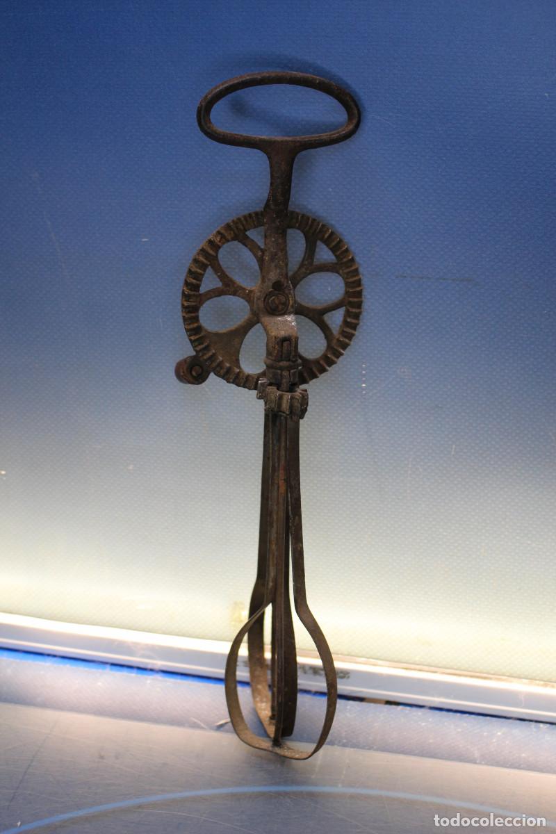 Antig&uuml;edades: Antigua batidora manual. Egg Beater. - Foto 3