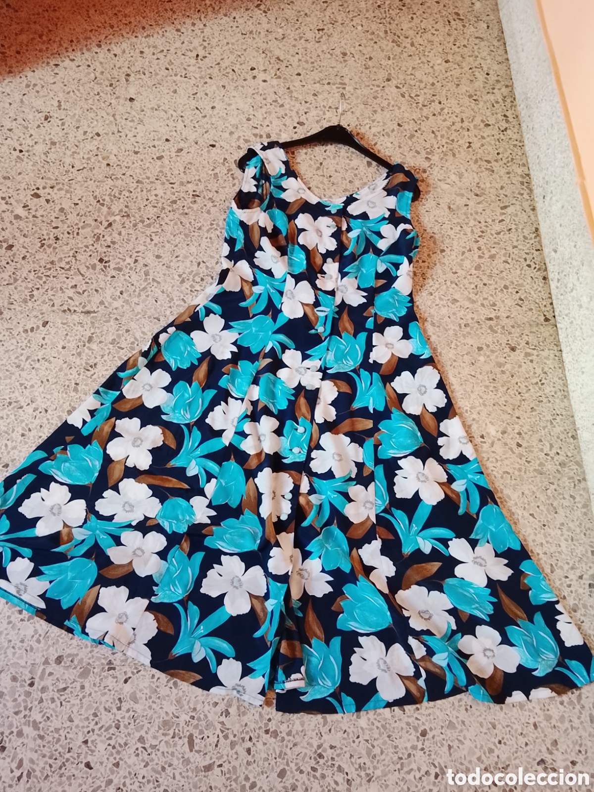 Antig&uuml;edades: Vestido de so&ntilde;ar ,talla 46 ,marca Rafashi&oacute;n.Ver fotos y leer descripci&oacute;n.