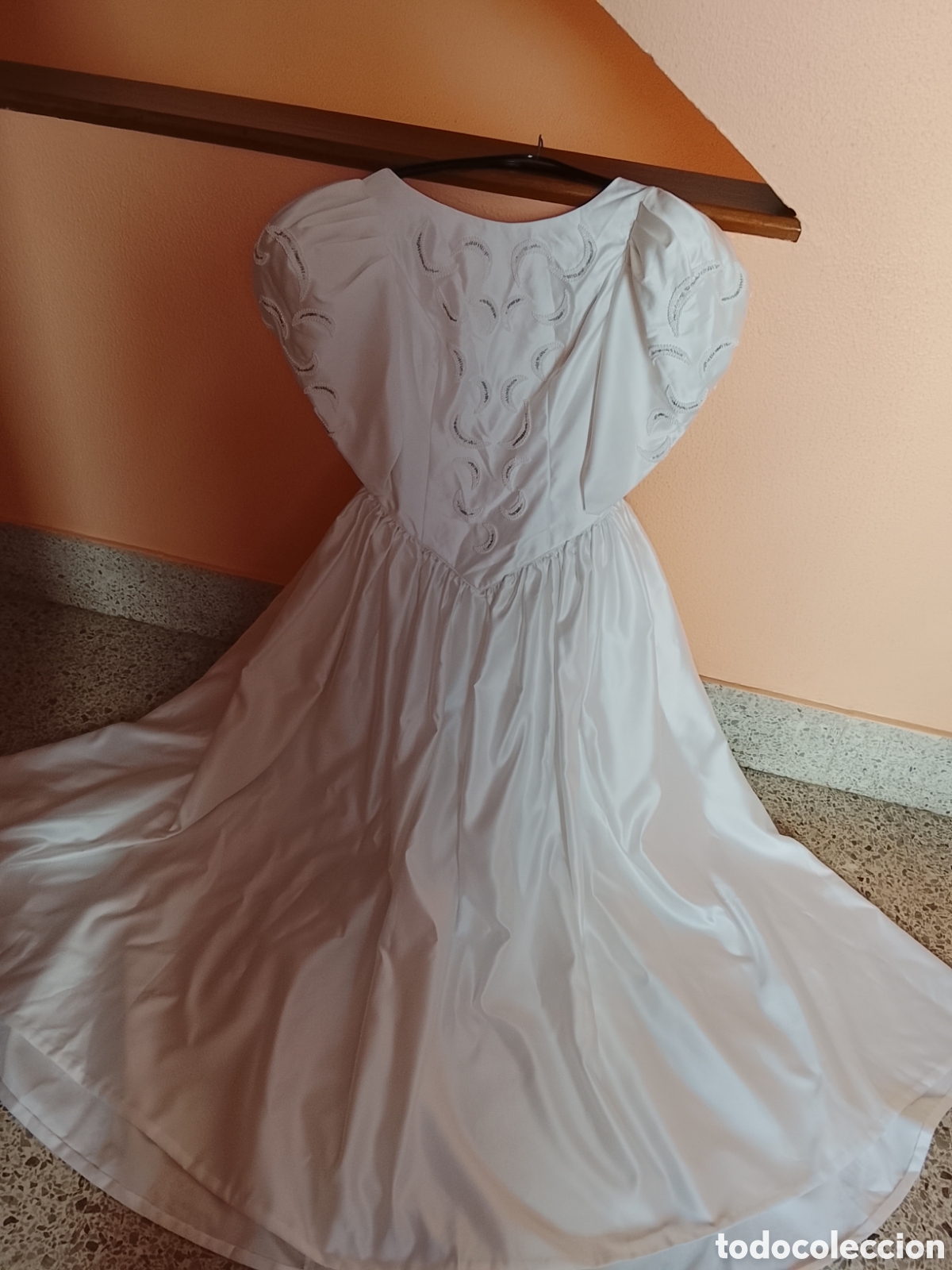 Antig&uuml;edades: Precioso vestido de novia ,a&ntilde;os 70 ,comprado en Pronovias .Ver fotos y leer descripci&oacute;n