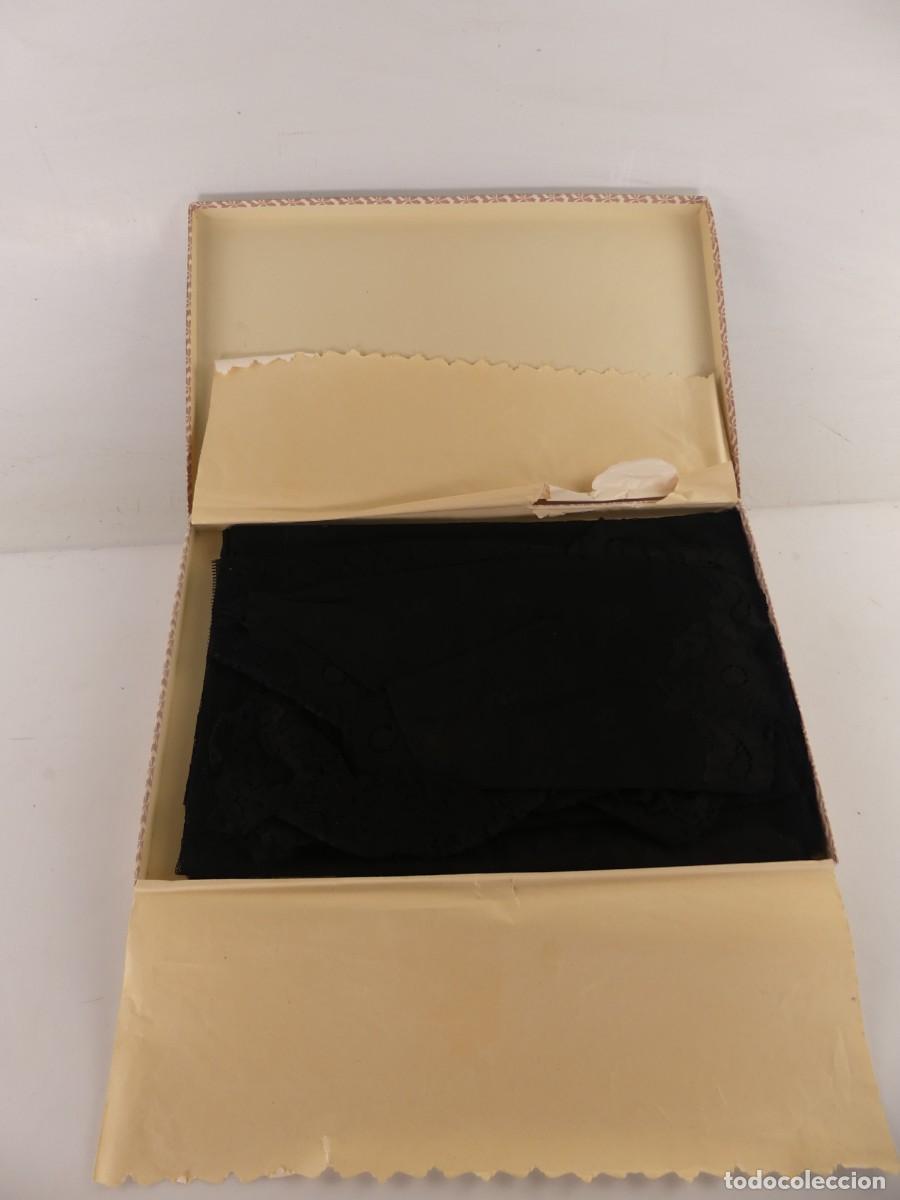 Antiques: ANTIGUA MANTILLA MANTELLINA ENCAJE BLONDA