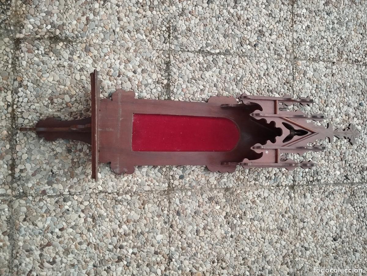 Antig&uuml;edades: Capilla para imagen religiosa