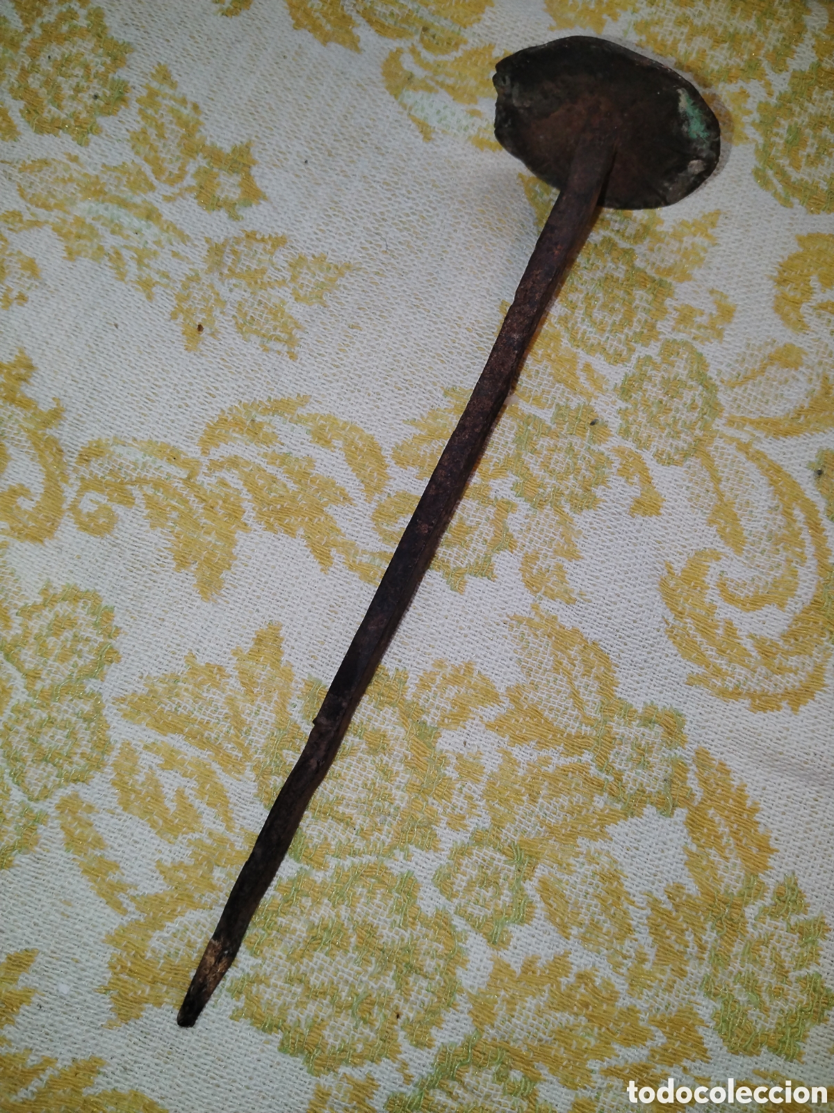 Antig&uuml;edades: Gran clavo de hierro forjado. 22 cms - Foto 6