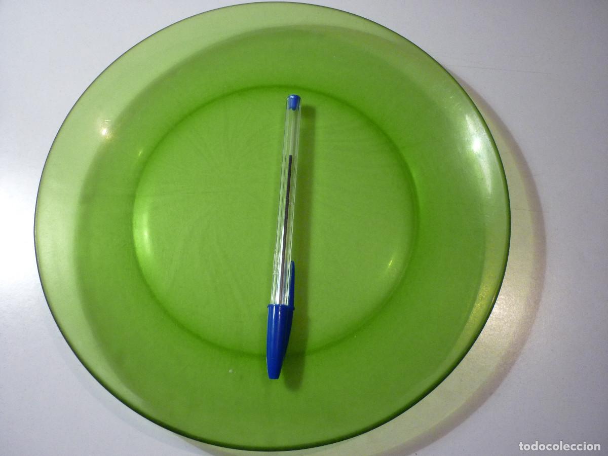 Antig&uuml;edades: PLATO CRISTAL VERDE VINTAGE - DURALEX -