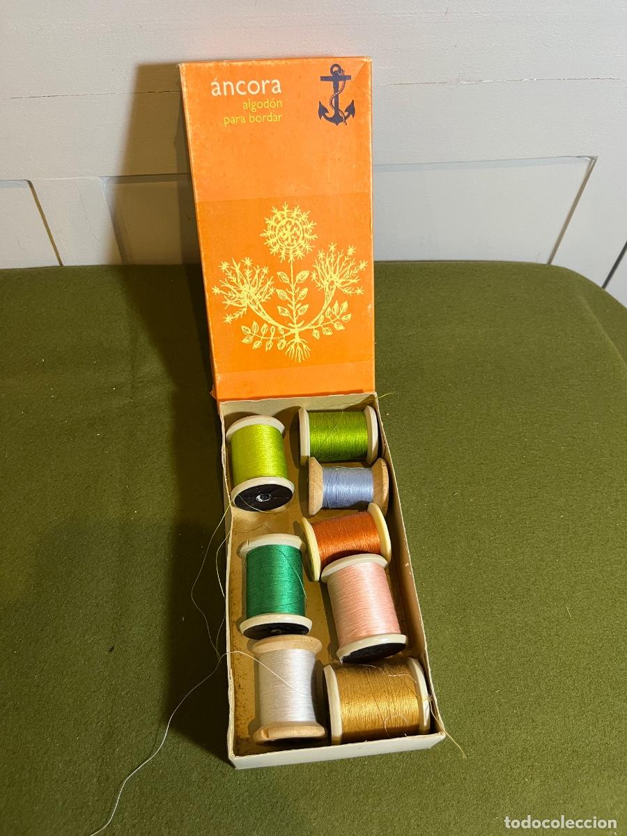 Antiguidades: Lote de hilos antiguos &Aacute;ncora para bordar con caja original mercer&iacute;a vintage Fabra y Coats