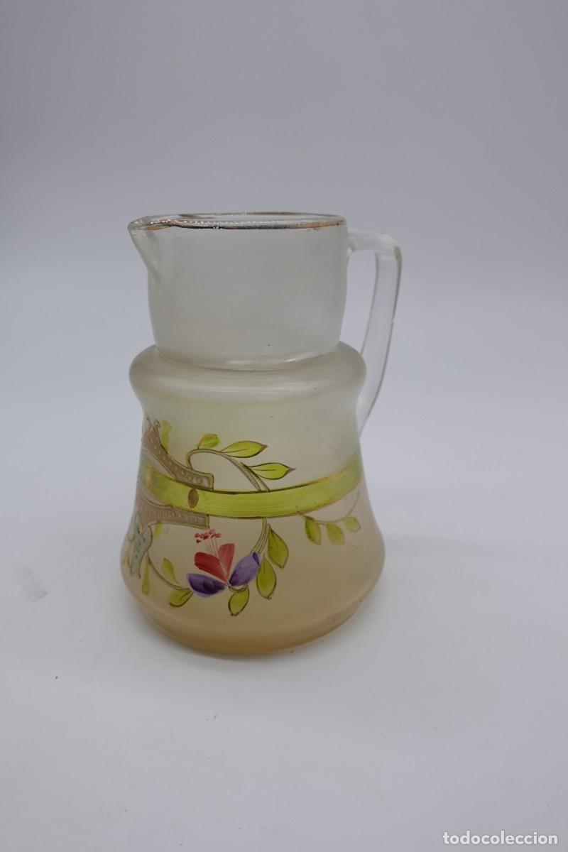 Antig&uuml;edades: PRECISA Y ANTIGUA JARRA MODERNISTA ART NOVEAU DE CRISTAL ESMALTADO DECORADA A MANO