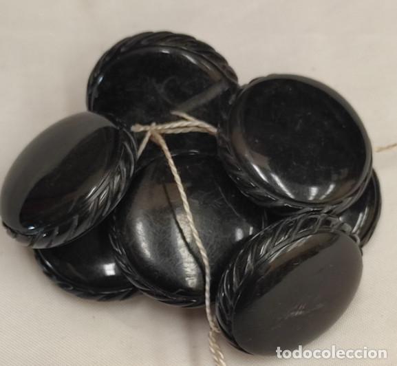 Antiguidades: JUEGO DE 7 BOTONES ANTIGUOS, 3 CM DE DIAMETRO