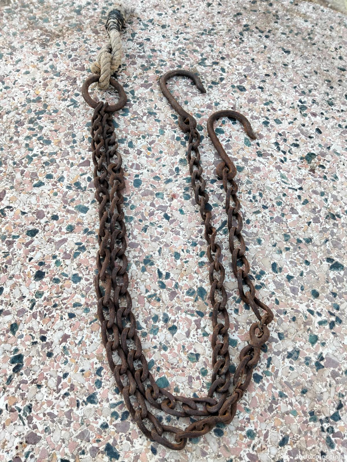 Antig&uuml;edades: Antiguas cadenas de hierro con ganchos para colgar cosas o para carro o caballo a&ntilde;os 30-40