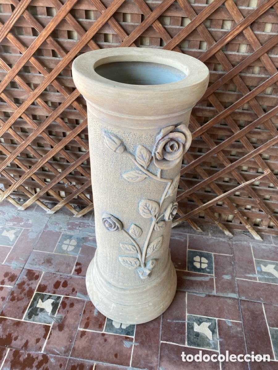 Antig&uuml;edades: Peana macetero de barro cocido - Foto 2