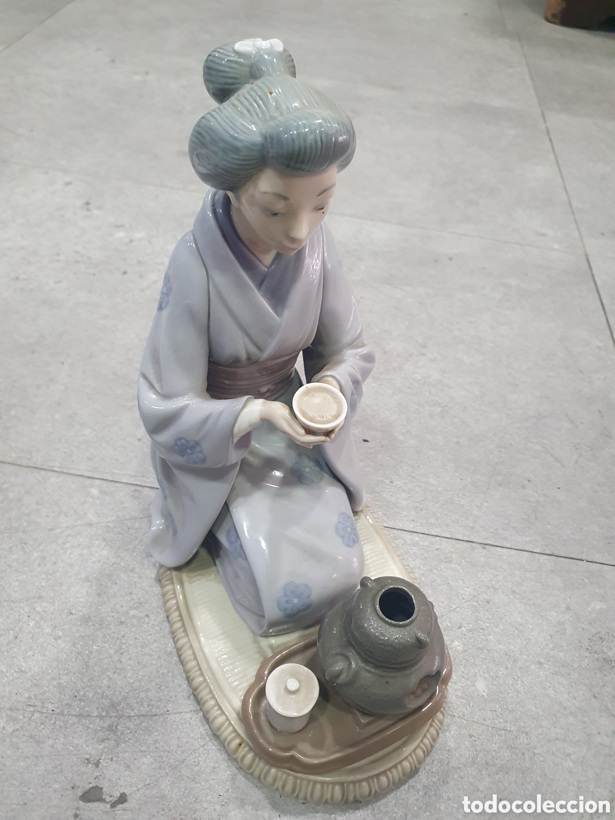 Antig&uuml;edades: SALIDA 0.01&euro;. Figura Geisha en porcelana de Lladr&oacute;. (L98)