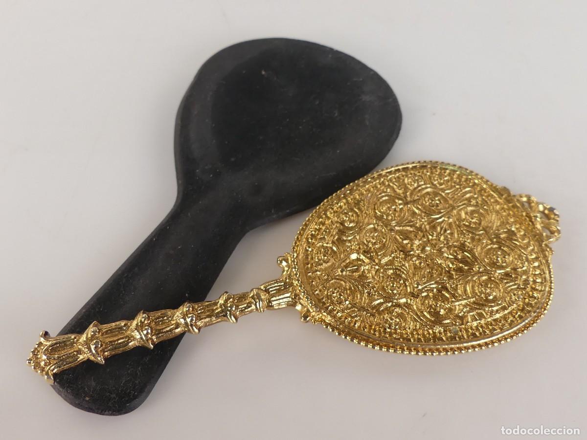 Antiques: BONITO ESPEJO DE TOCADOR PRECIOSO DISE&Ntilde;O DORADO CON FUNDA