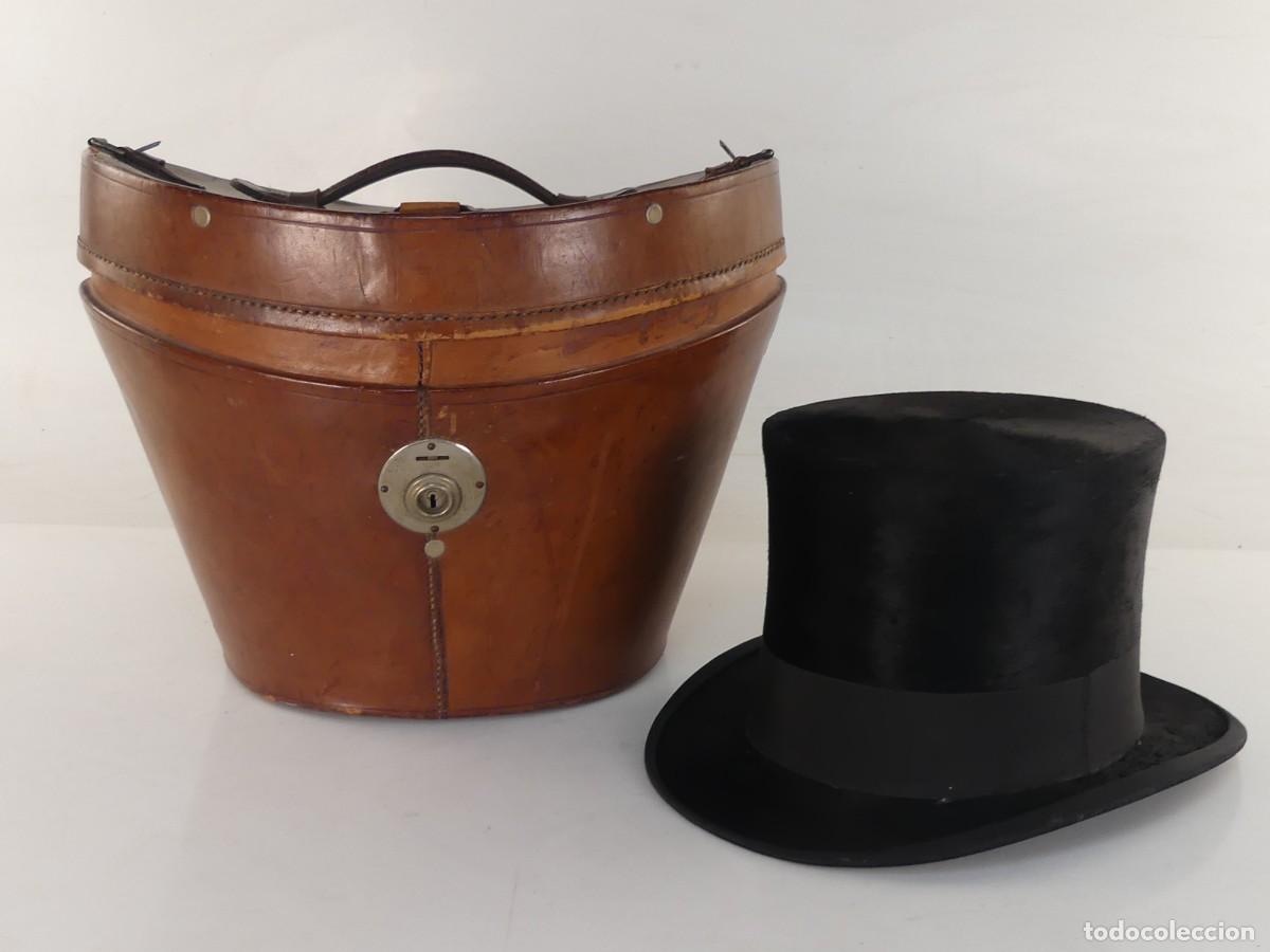 Antig&uuml;edades: SOMBRERO DE COPA-CHISTERA CON CAJA DE CUERO