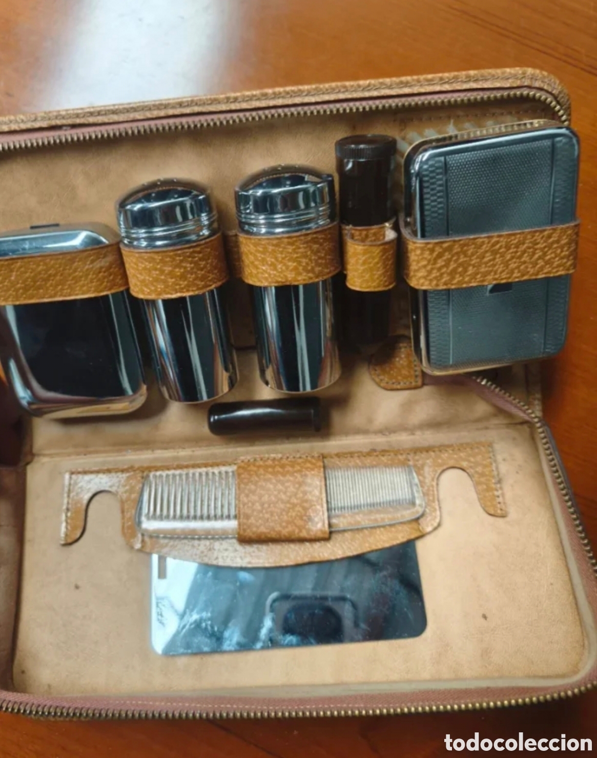 Antig&uuml;edades: Neceser de Viaje Vintage Hombre - Set de Afeitado e Higiene Antiguo (A&ntilde;os 50/60) Coleccionista