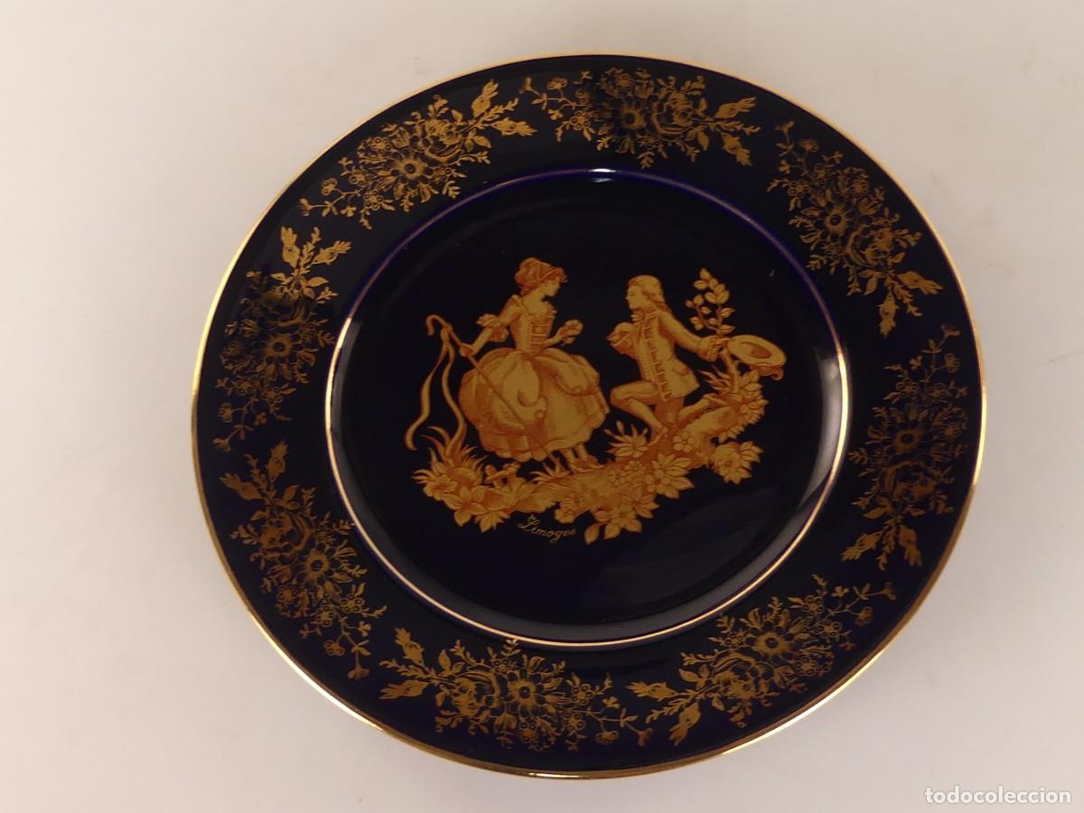 Antiquit&auml;ten: PRECIOSO PLATO DE PORCELANA FRANCESA DE LIMOGES AZUL COBALTO Y DORADO