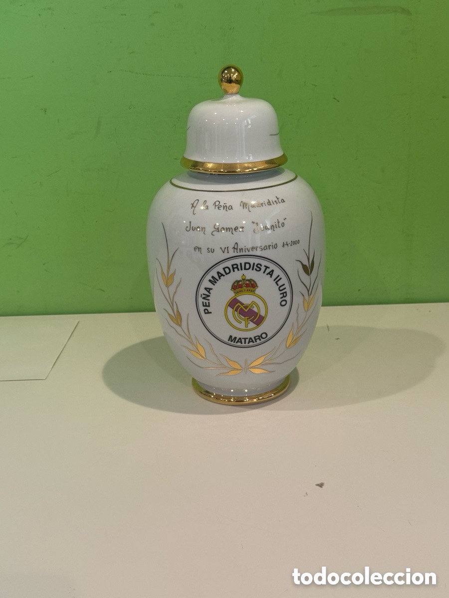 Antig&uuml;edades: Tibor porcelana Oro de Ley Pe&ntilde;a Madridista lluro Juanito 1996 Original 36 cm