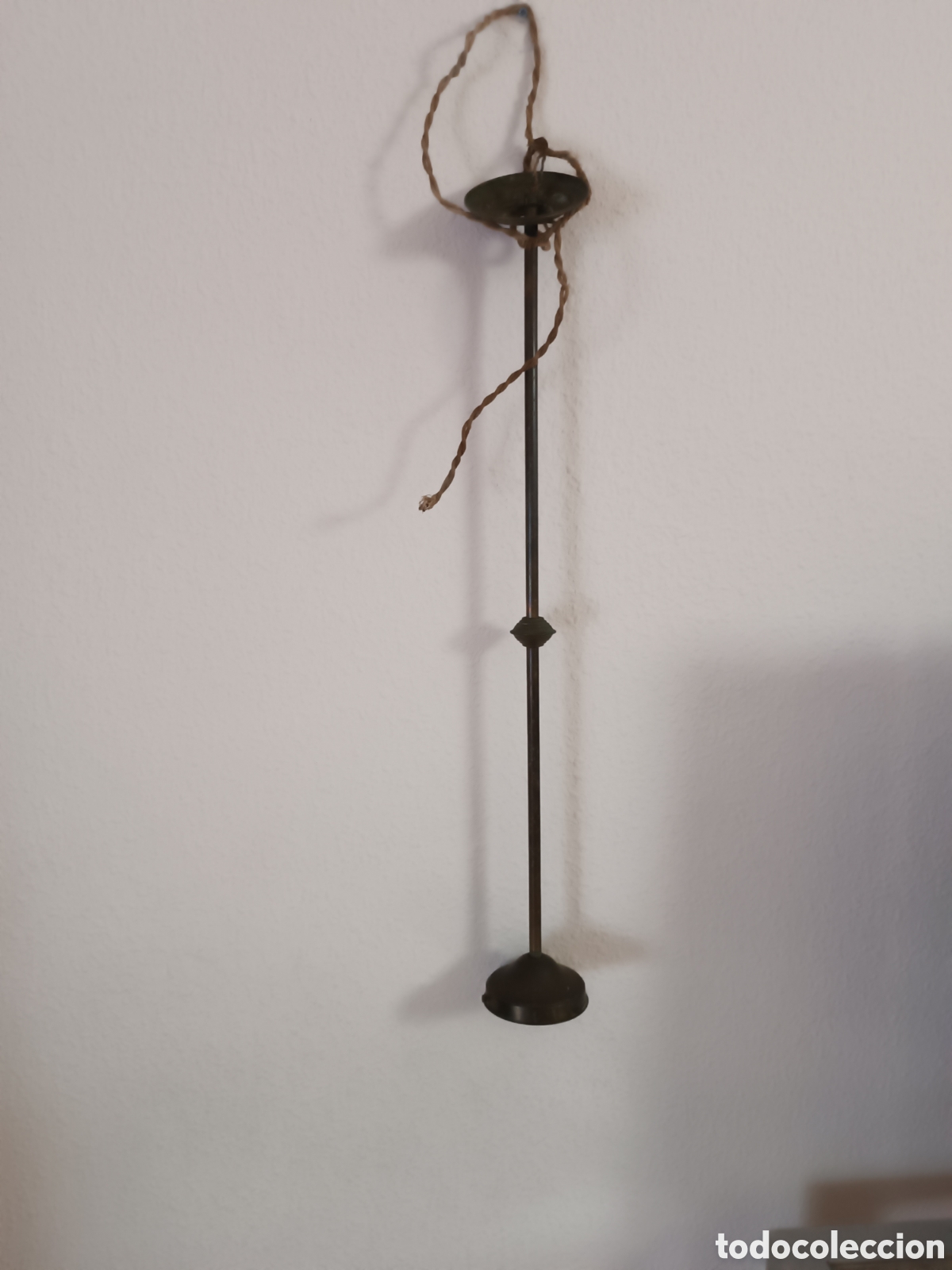 Antig&uuml;edades: CUBRE-CABLE, Soporte, Extensor, este sin gancho, en LAT&Oacute;N. - Foto 1