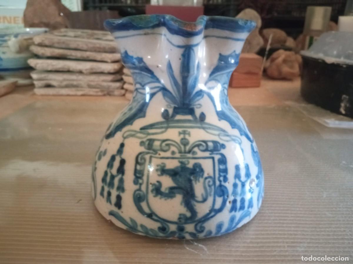 Antig&uuml;edades: jarra vinatera de cer&aacute;mica de Talavera de la Reina (Toledo),